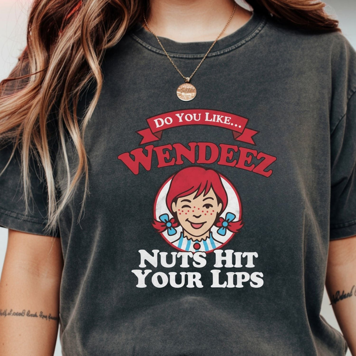 Wendeez Nuts Hit Your Lips Funny Retro Meme Shirt – Cheeky product image 1