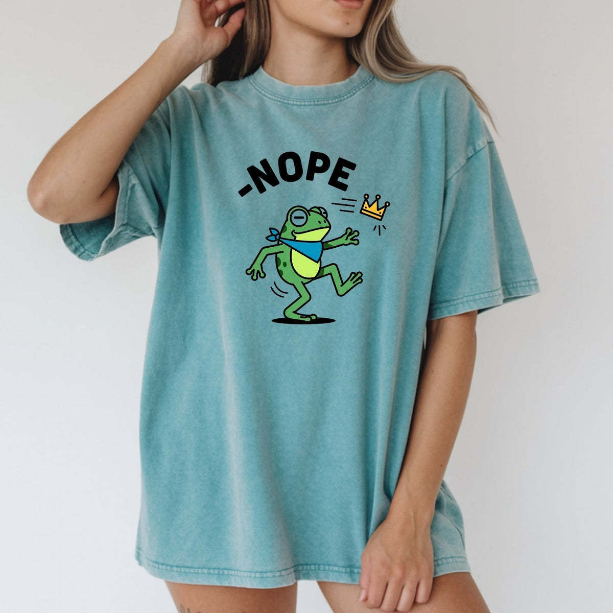 No Kings Streetwear T-Shirt – Frog Graphic Cotton Top for product image 1