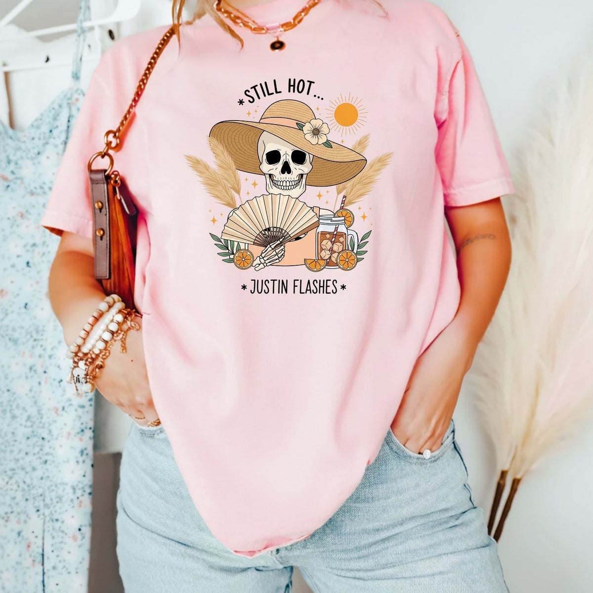 I’m Still Hot It Just Comes in Flashes Shirt – Funny product image 1