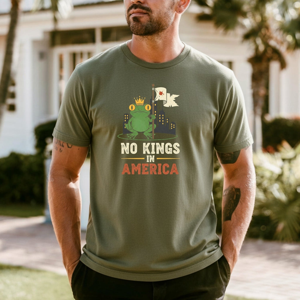 No Kings In American Frog Tee – Funny Cartoon Graphic product image 2