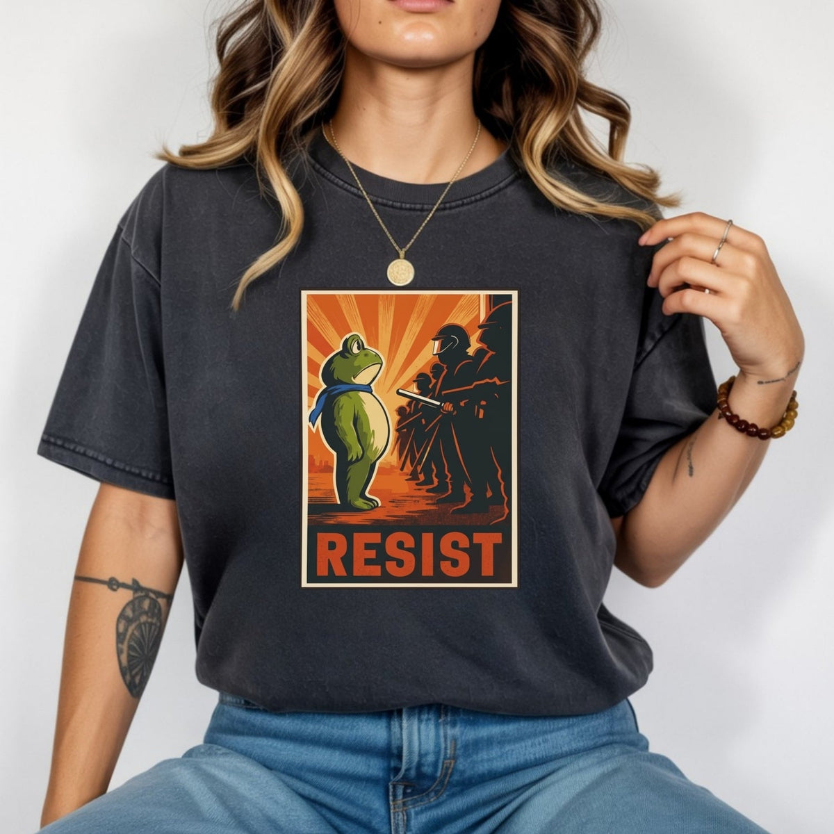 Portland Frog Shirt – Funny Rebel Graphic Tee – No Kings in product image 9