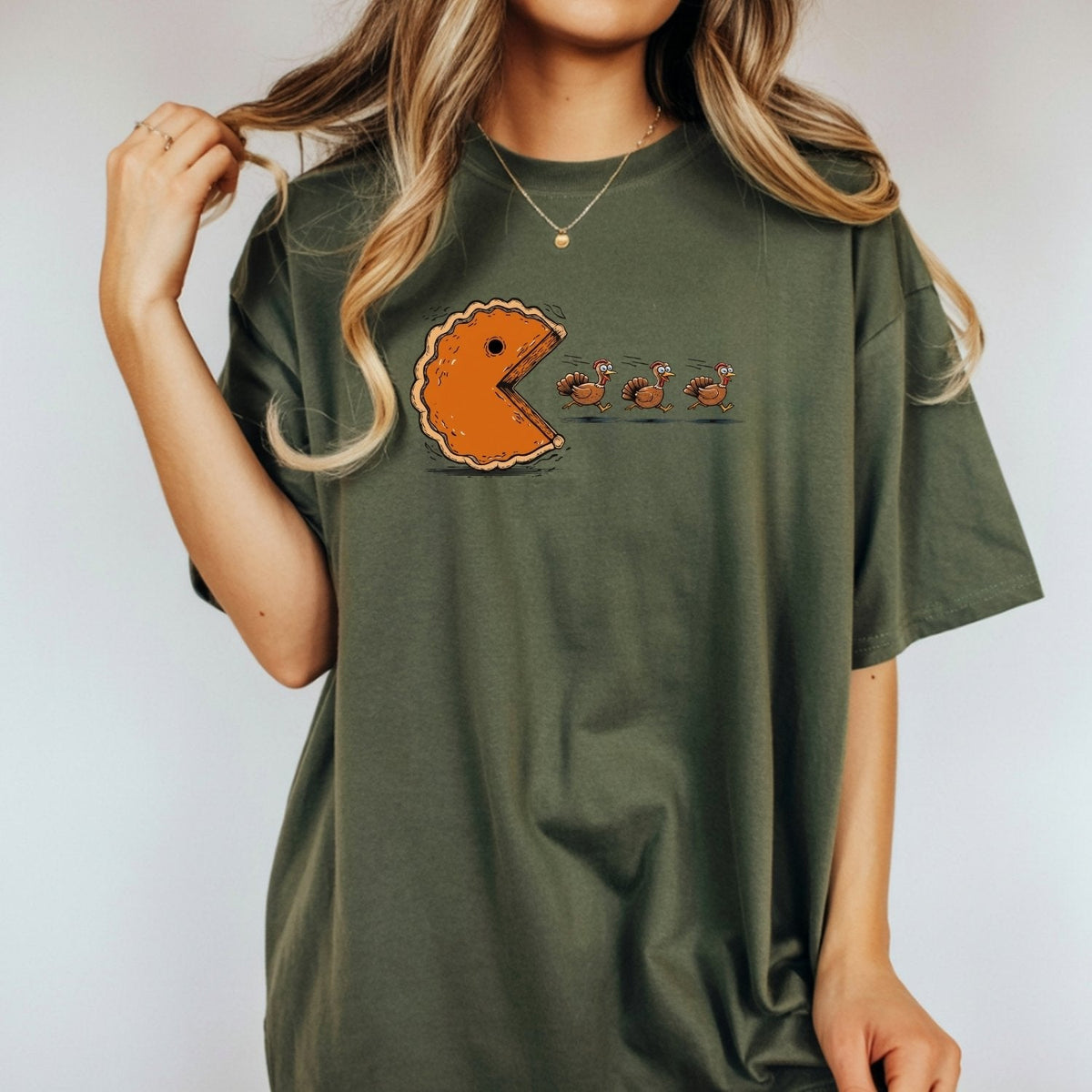 Retro Thanksgiving Pumpkin Pie Chasing Turkey Shirt – Funny product image 14
