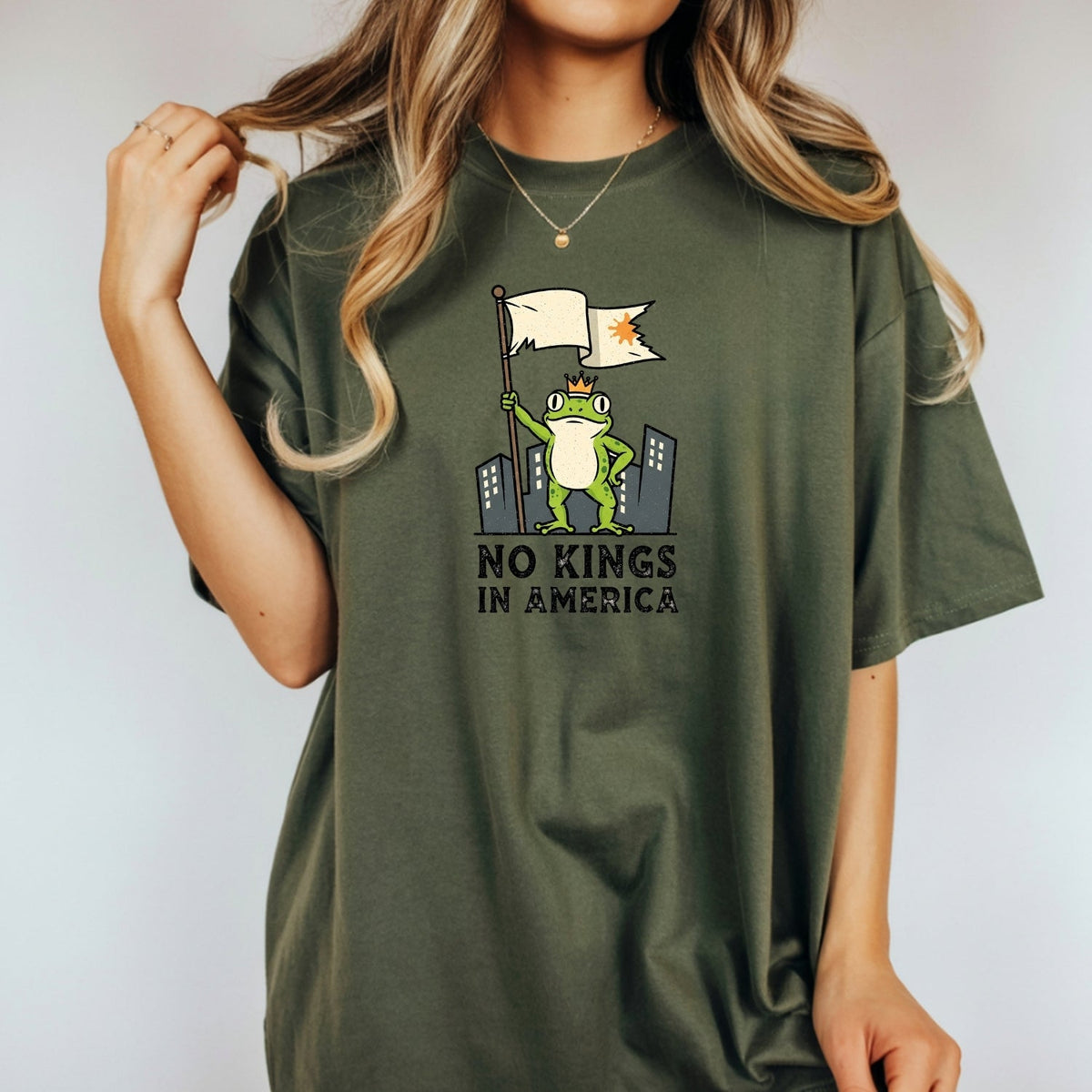 No Kings in America Frog T-Shirt – Rebellious Cartoon product image 14