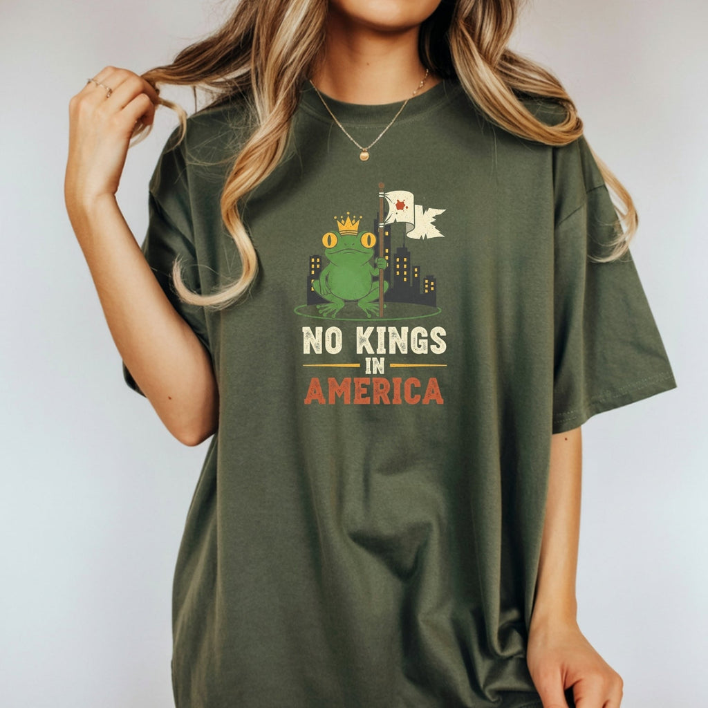 No Kings In American Frog Tee – Funny Cartoon Graphic product image 12