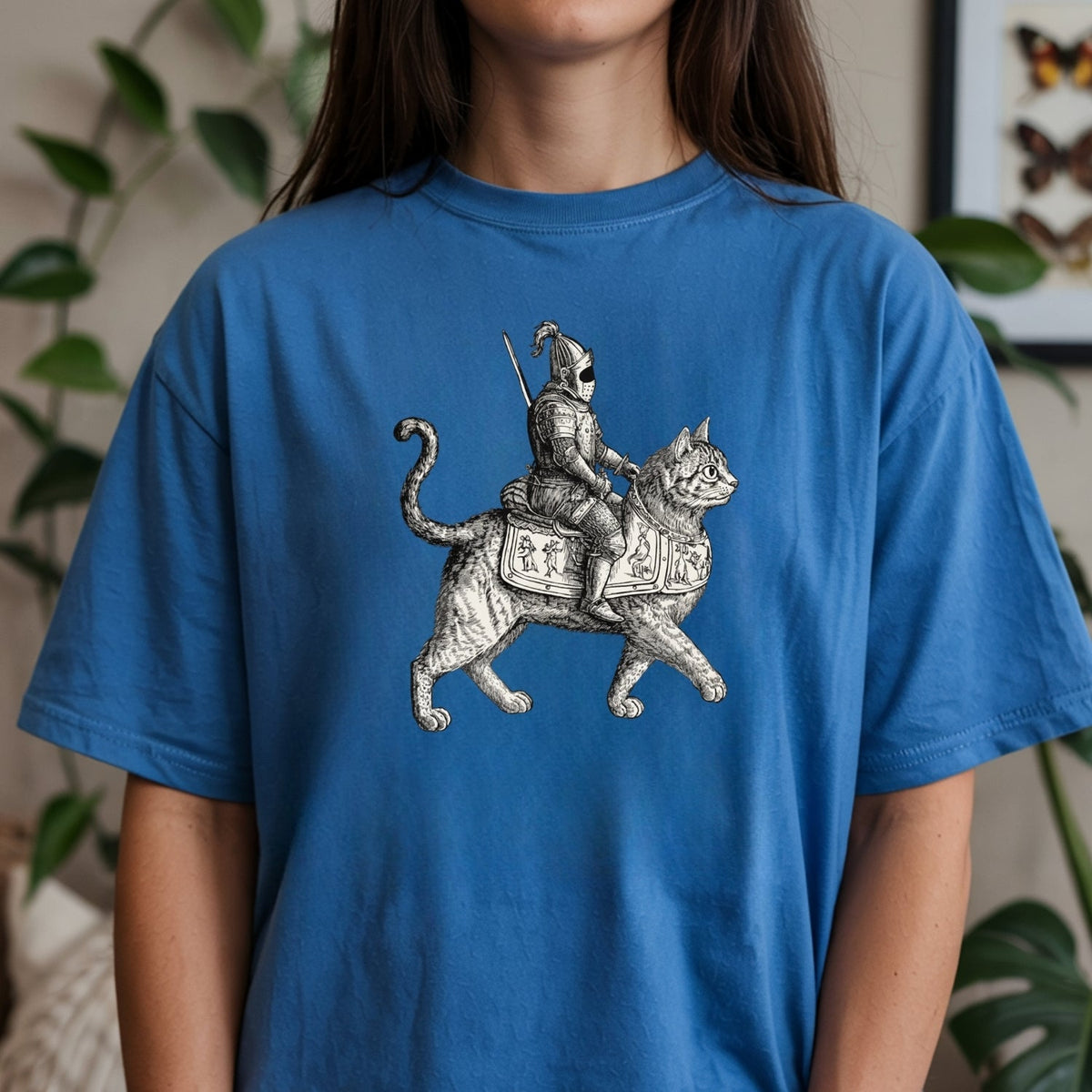 Retro Cat Knight Graphic T-Shirt – Vintage Medieval Tattoo product image 13