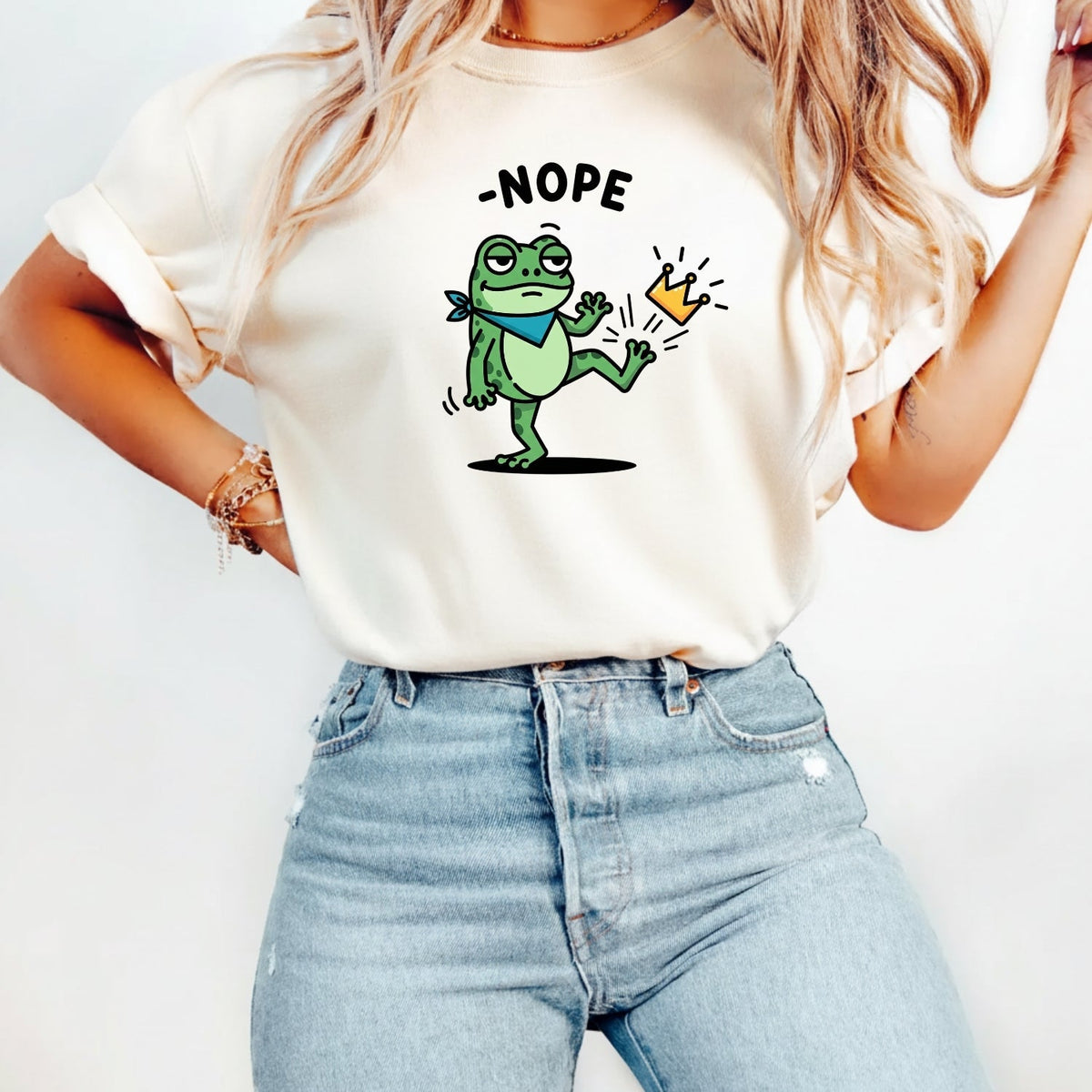 No King Sarcastic Frog Graphic Tee – Nope Crown Kick Unisex product image 4