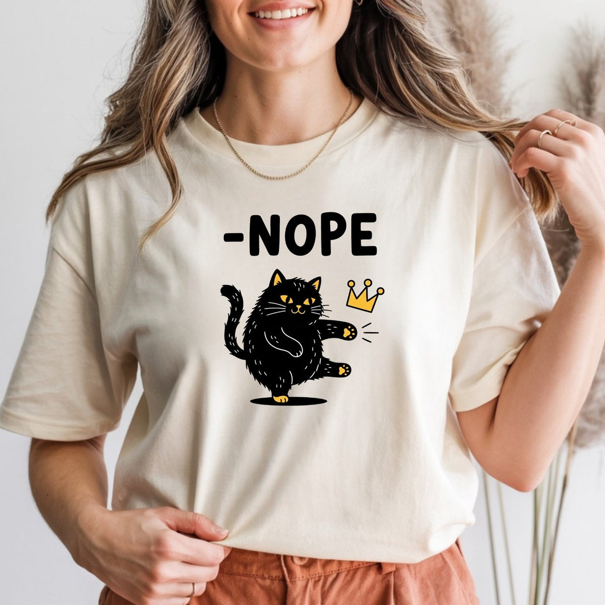 Black Cat Parody T-Shirt – No Kings in America Funny Satire product image 7