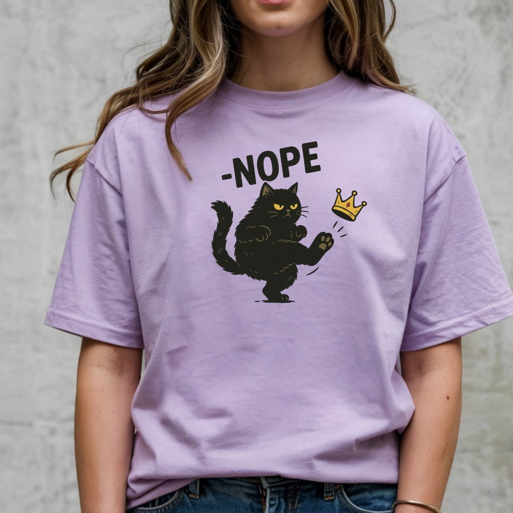 No Kings in America Black Cat Shirt – Funny Political Meme product image 12