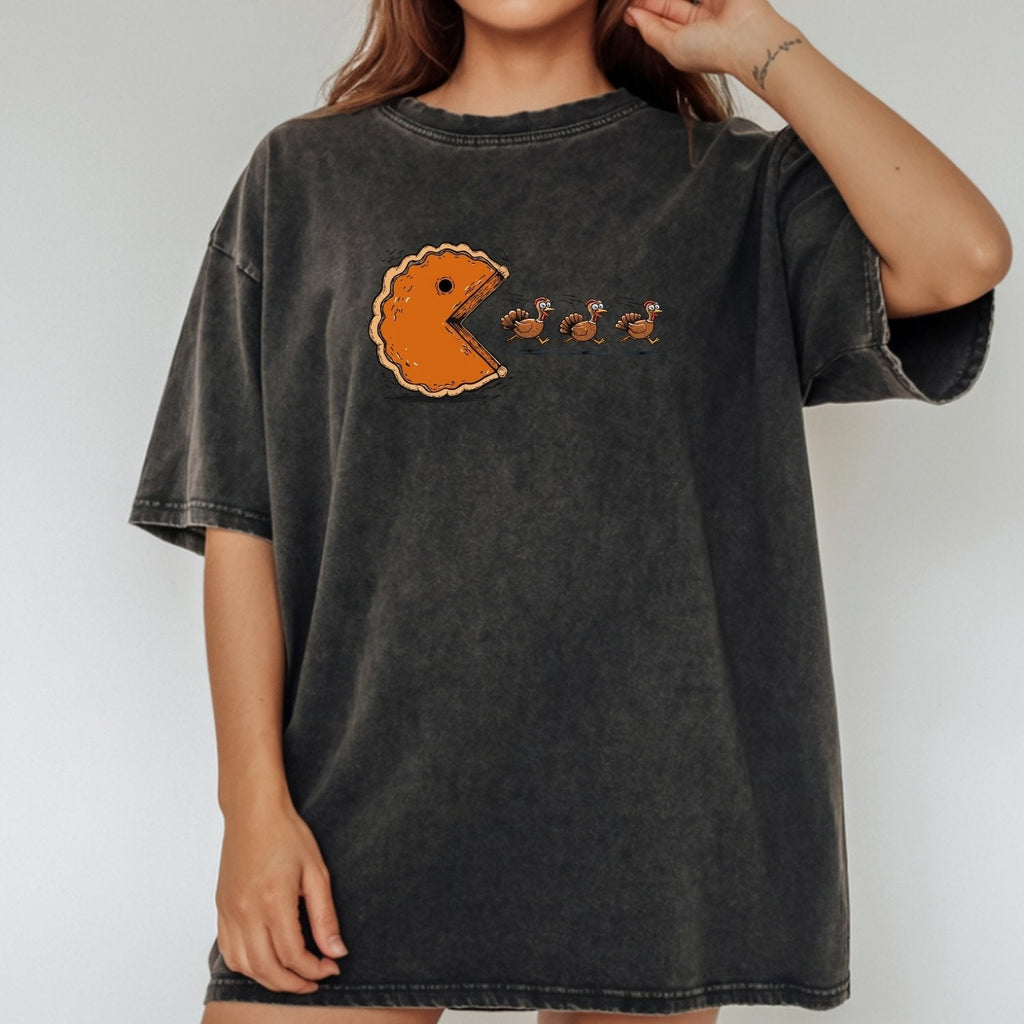 Retro Thanksgiving Pumpkin Pie Chasing Turkey Shirt – Funny product image 17
