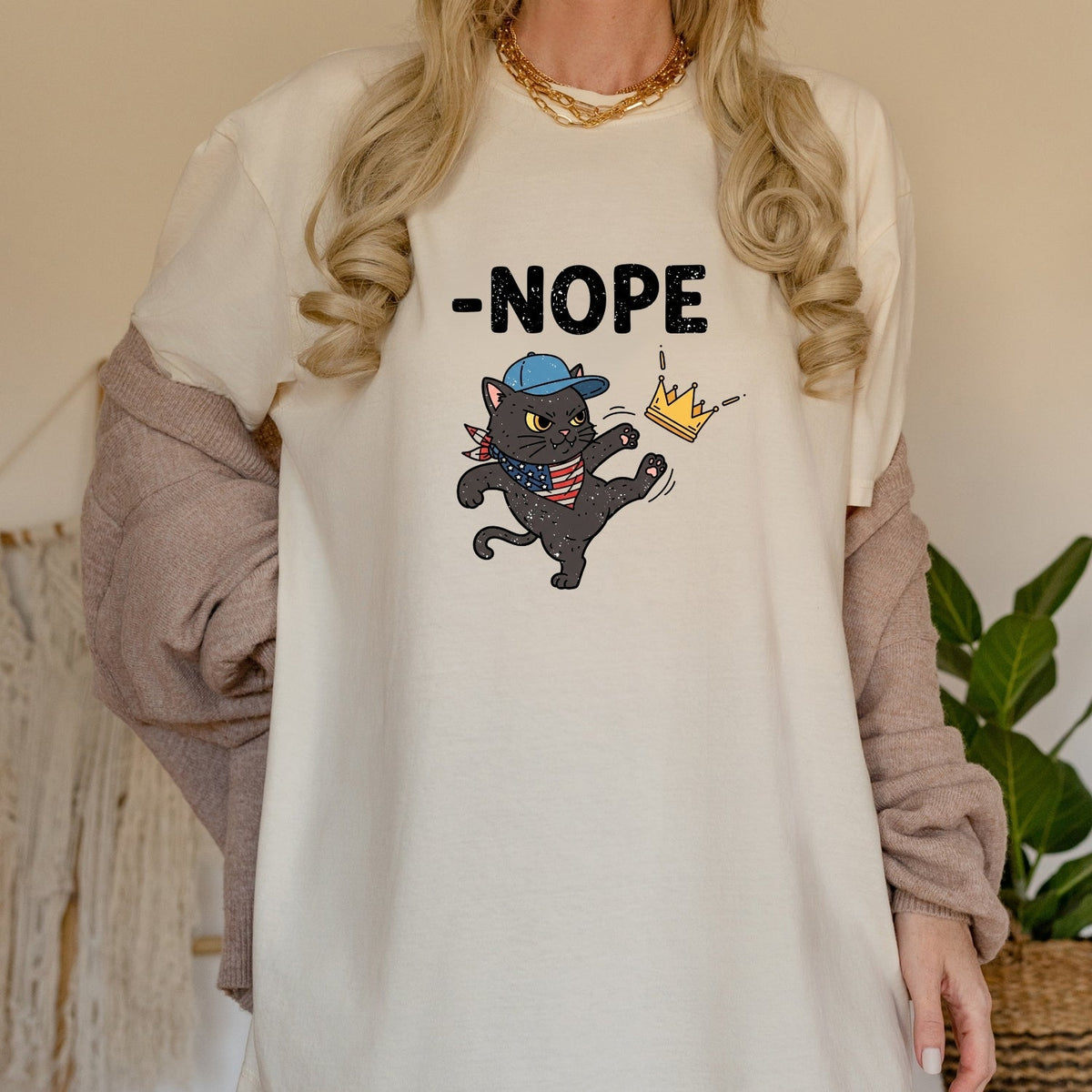 No Kings in America Tee – Black Cat Parody Shirt – Liberty product image 16