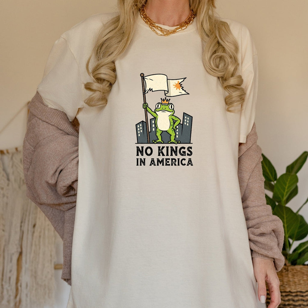 No Kings in America Frog T-Shirt – Rebellious Cartoon product image 38