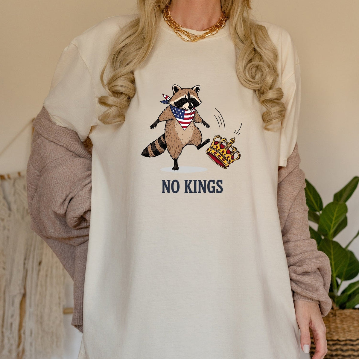 No Kings Raccoon T-Shirt – Funny American Rebel Tee – product image 24