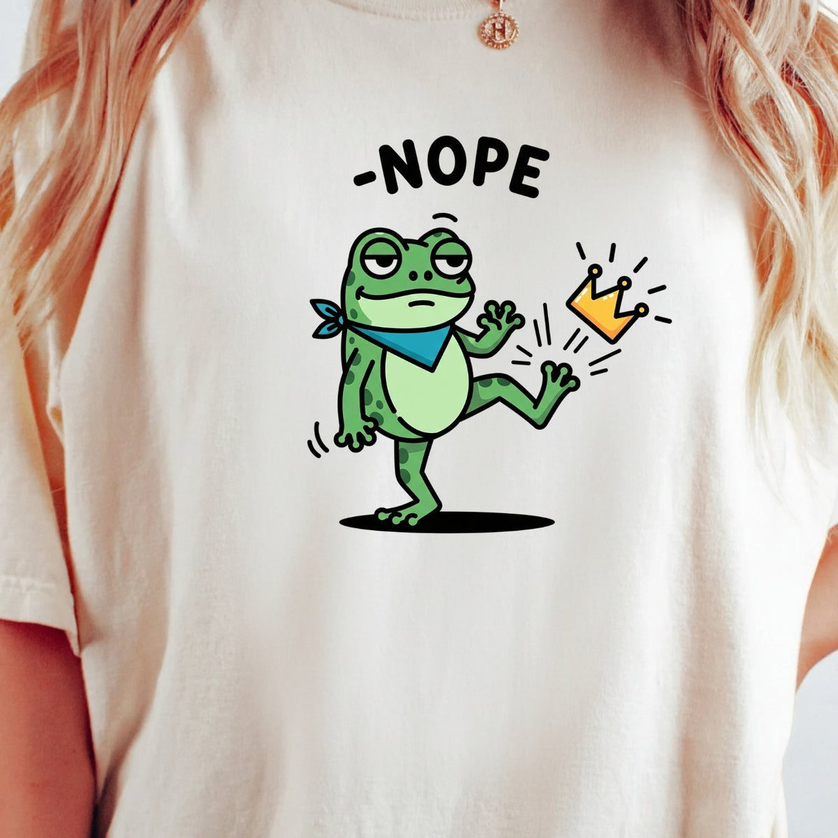 No King Sarcastic Frog Graphic Tee – Nope Crown Kick Unisex product image 19