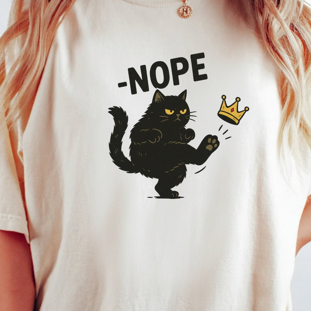 No Kings in America Black Cat Shirt – Funny Political Meme product image 16