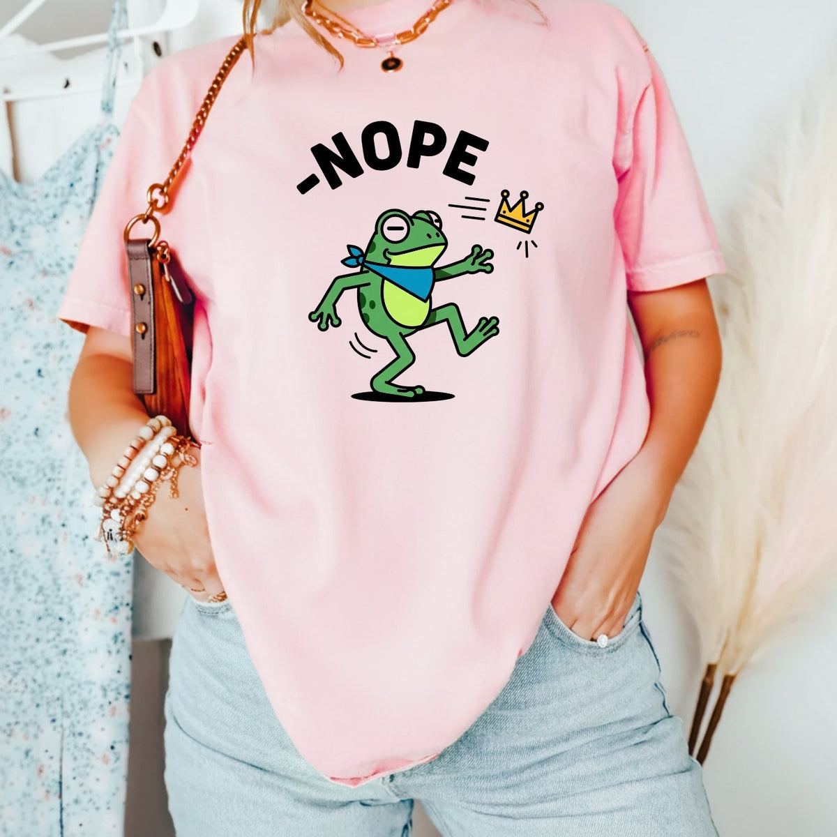 No Kings Streetwear T-Shirt – Frog Graphic Cotton Top for product image 25