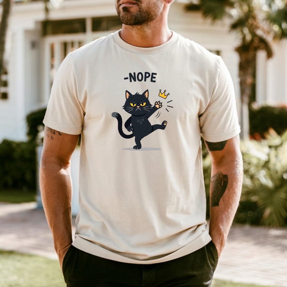 No Kings in America Black Cat T-Shirt – Funny Patriotic product image 23