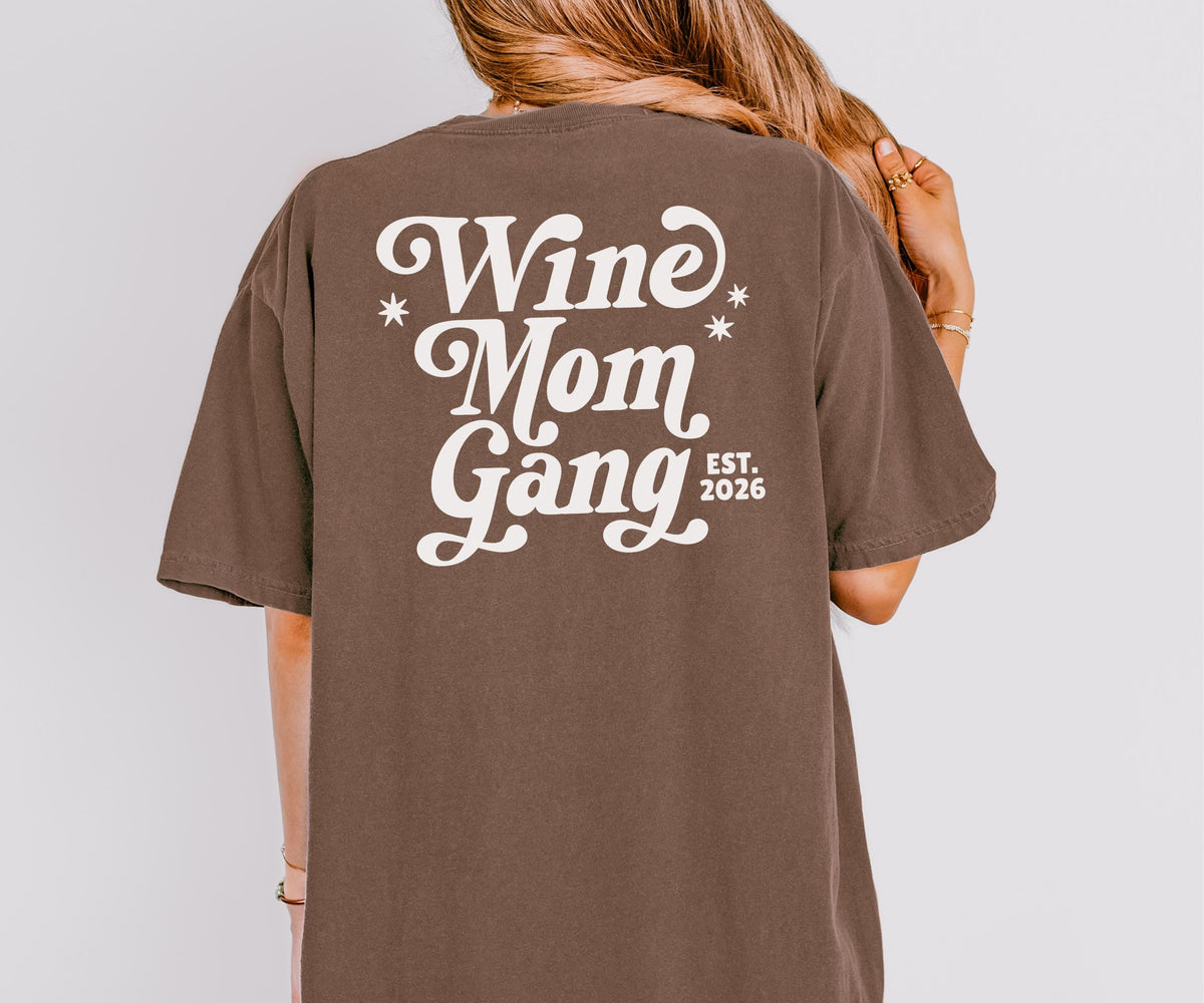 Funny Wine Mom Graphic T-Shirt – Organized Moms Humor Tee product image 1