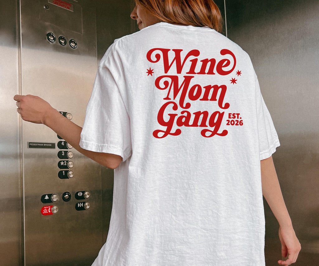 Funny Wine Mom Graphic T-Shirt – Organized Moms Humor Tee product image 3