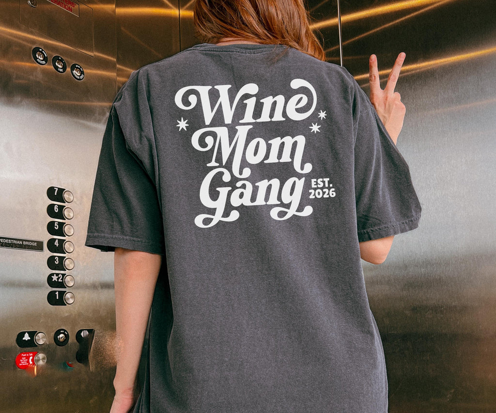 Funny Wine Mom Graphic T-Shirt – Organized Moms Humor Tee product image 5
