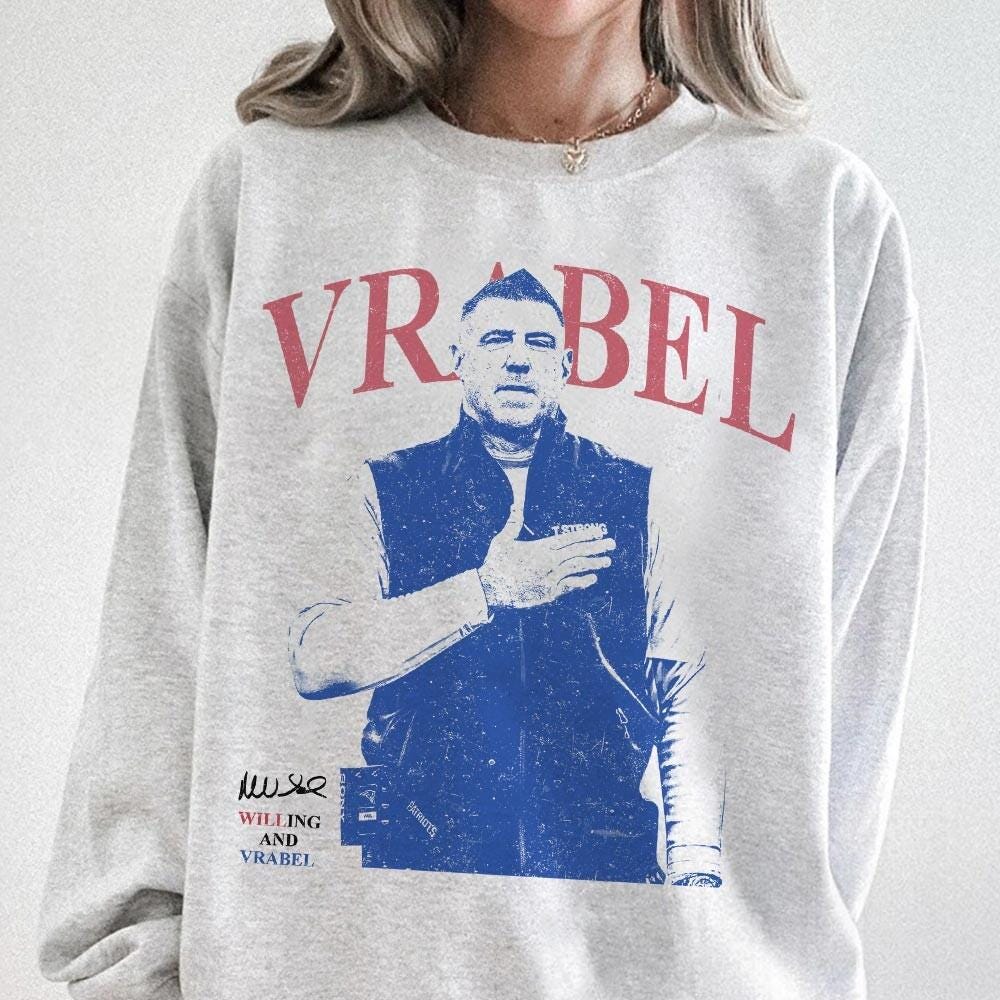 New England Vintage Football Coach Vrabel Graphic T-Shirt – product image 3