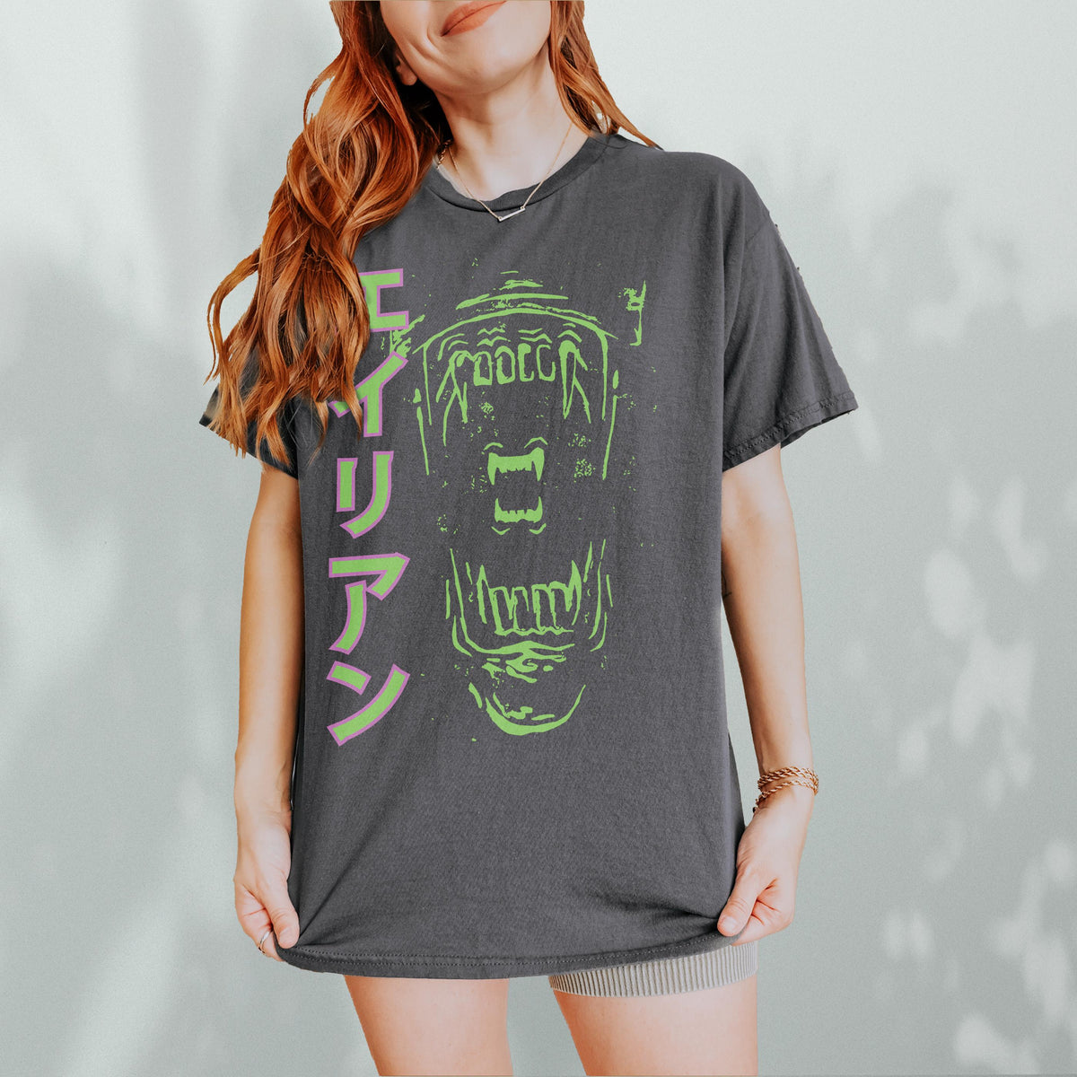 Retro Alien Xenomorph T-Shirt – Japanese Horror Movie product image 5