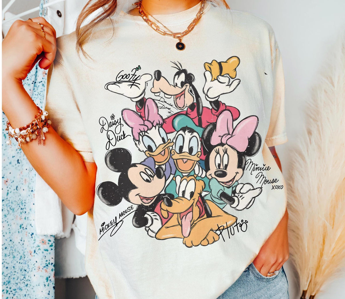 Retro Mouse and Friends Signatures Shirt – Magical product image 5