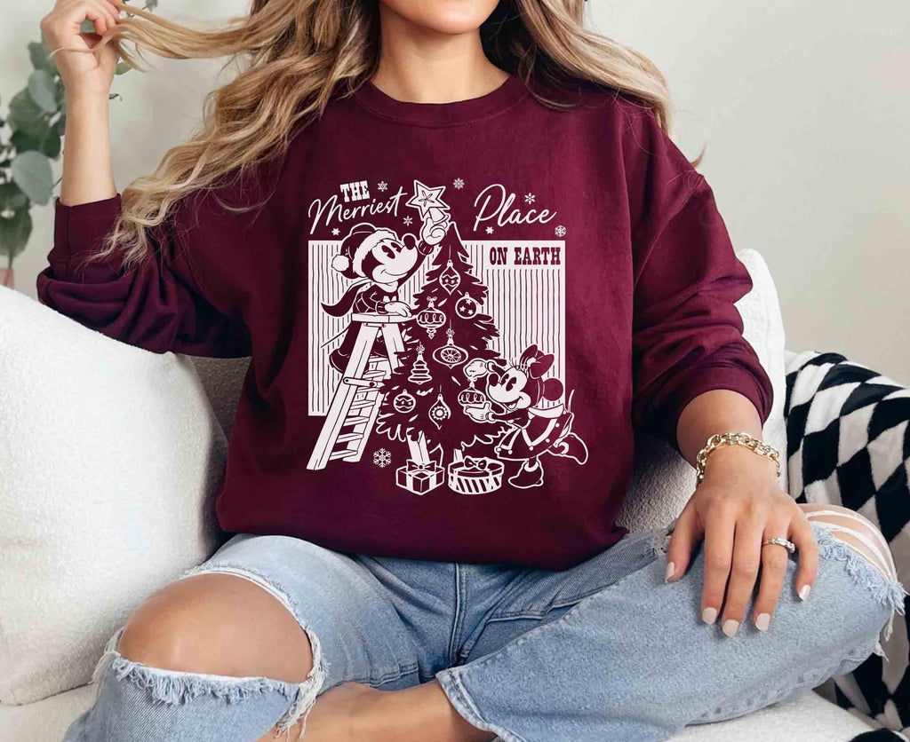 Retro Merry Place Christmas T-Shirt – Vintage Mouse Couple product image 4