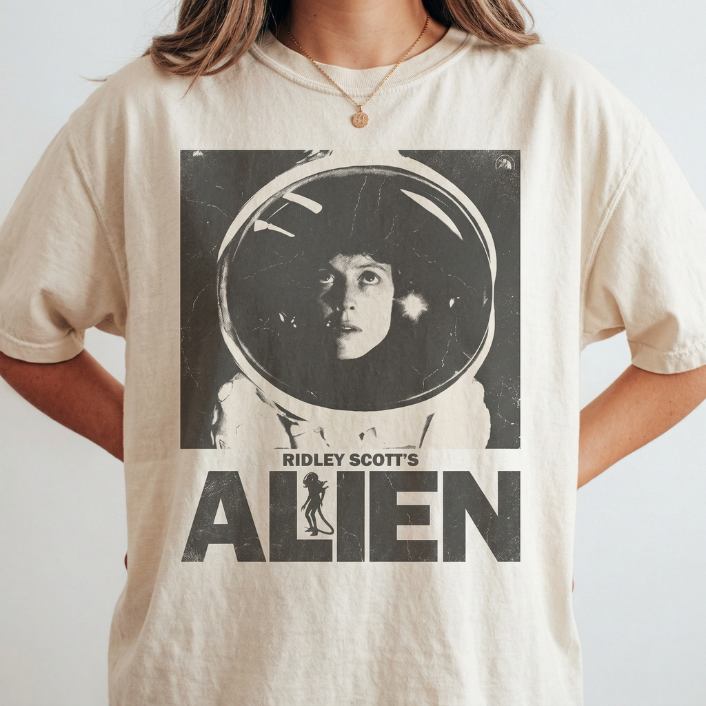 Vintage Alien Movie T-Shirt – Retro Sci-Fi Horror Graphic product image 1